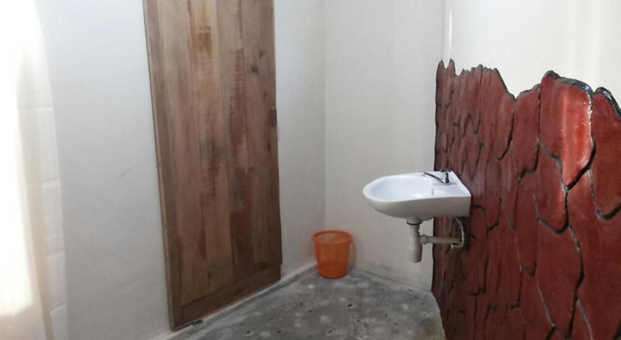Beach Box Bungalow Gili Trawangan Dış mekan fotoğraf