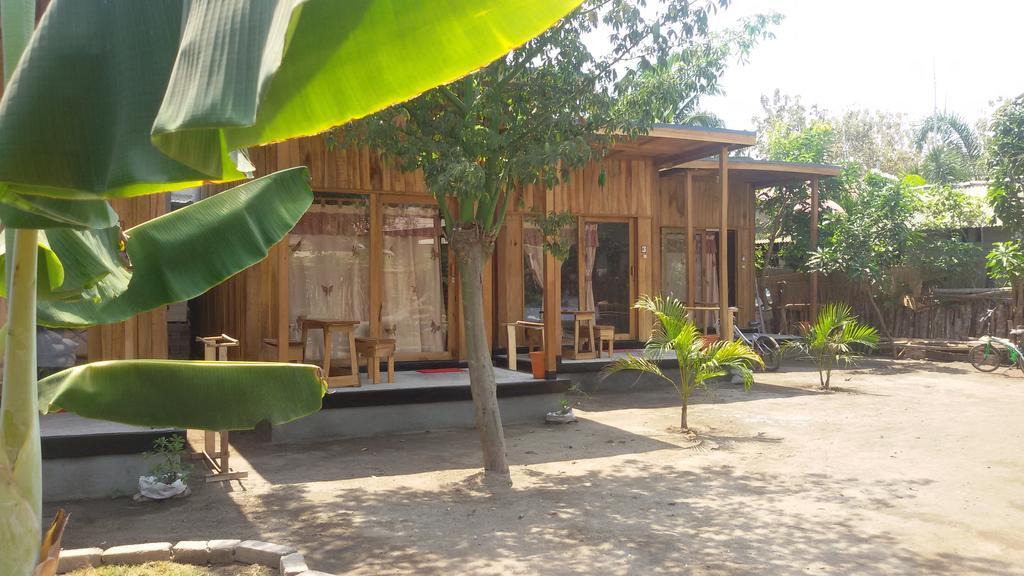 Beach Box Bungalow Gili Trawangan Oda fotoğraf