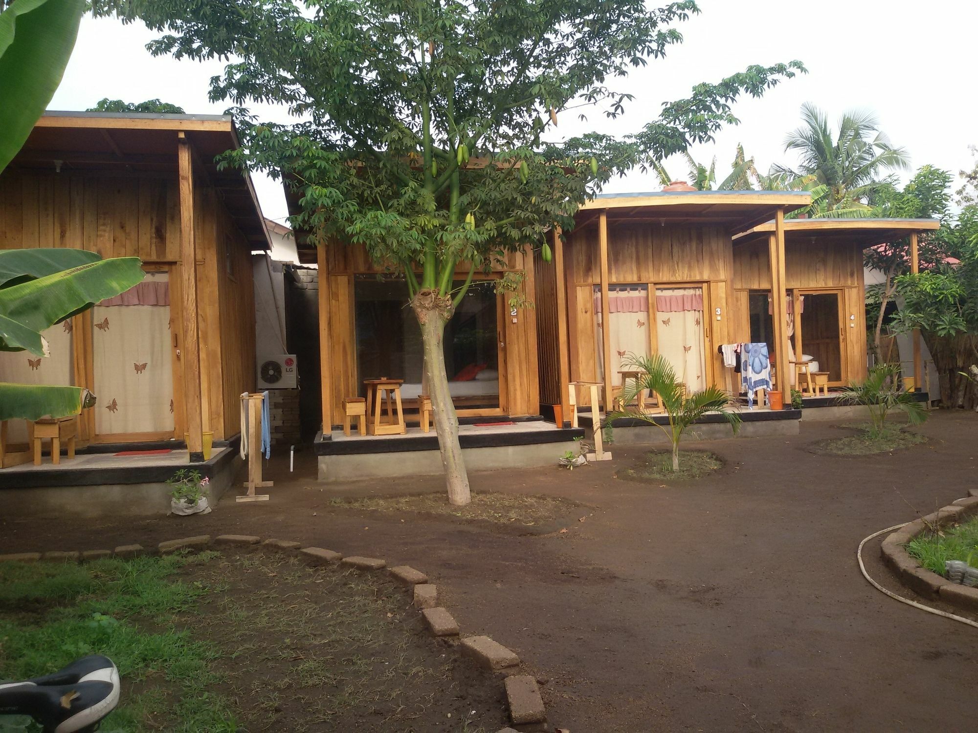 Beach Box Bungalow Gili Trawangan Dış mekan fotoğraf